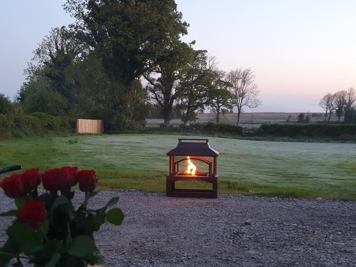 Glasson Glamping Farm Villa Athlone Exterior photo